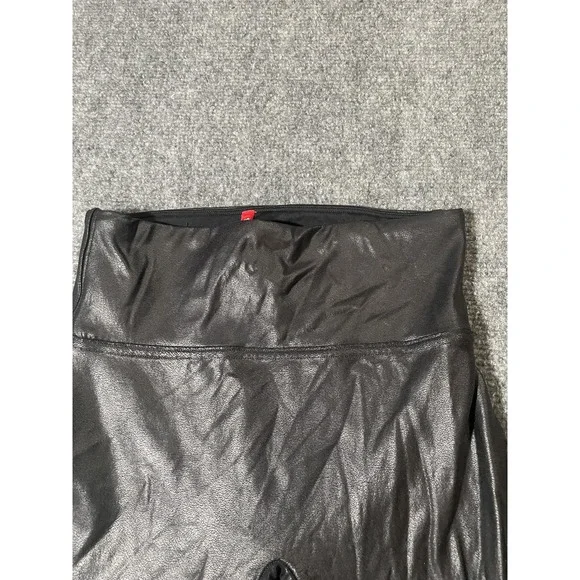 Spanx Leggings Womens XS Black Faux Leather Moto Quilted High Rise Shaping - Picture 3 of 11